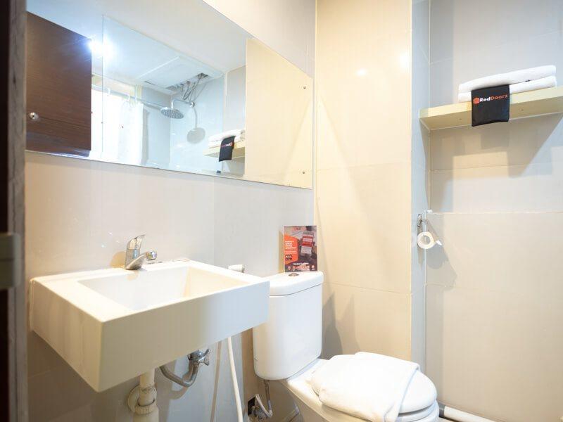 Reddoorz Apartment At Bogor Valley Eksteriør bilde